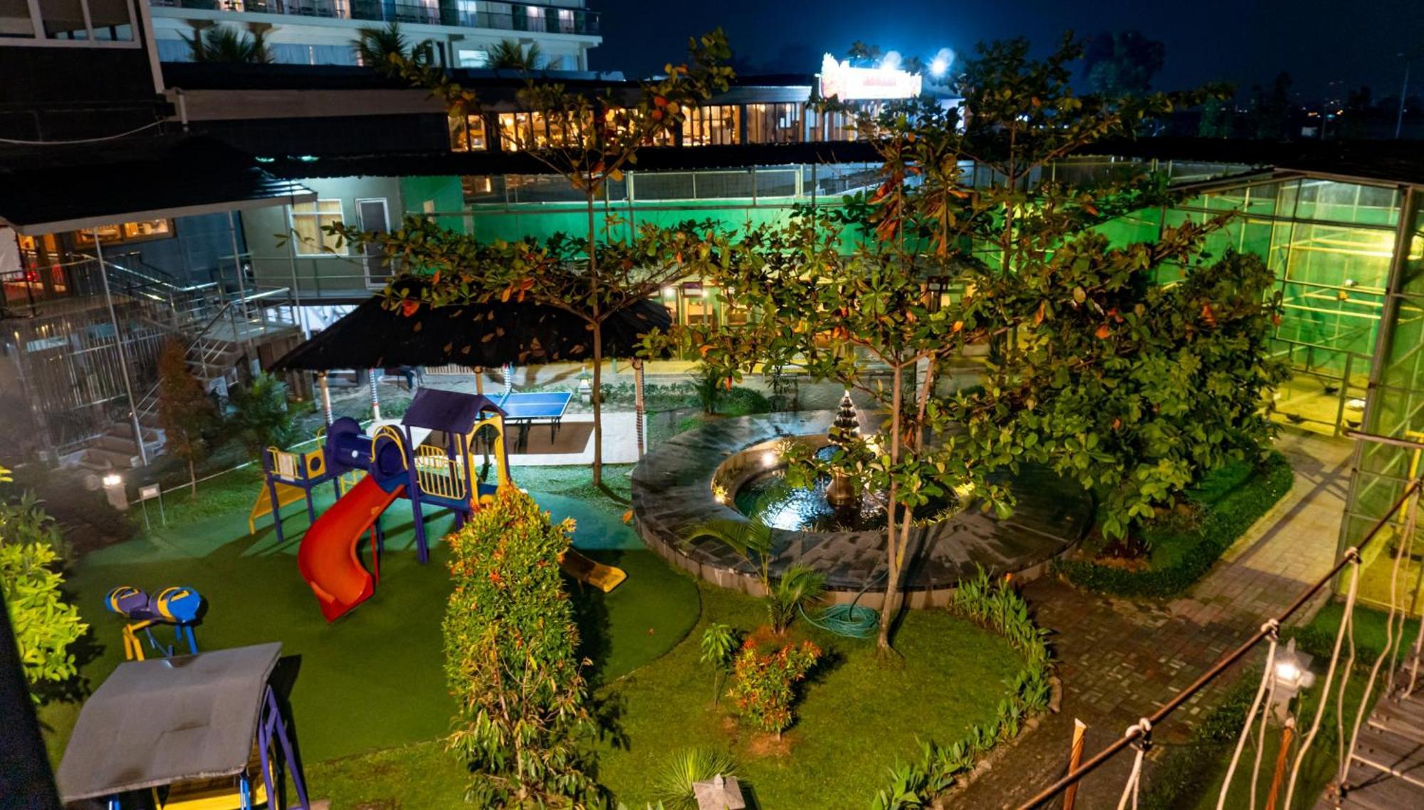 Grand Sunshine & Convention Bandung