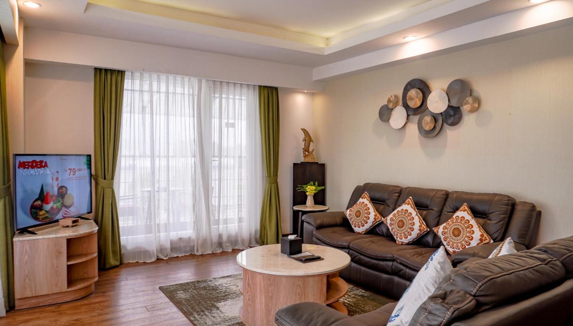 Grand Sunshine & Convention Hotel 4*